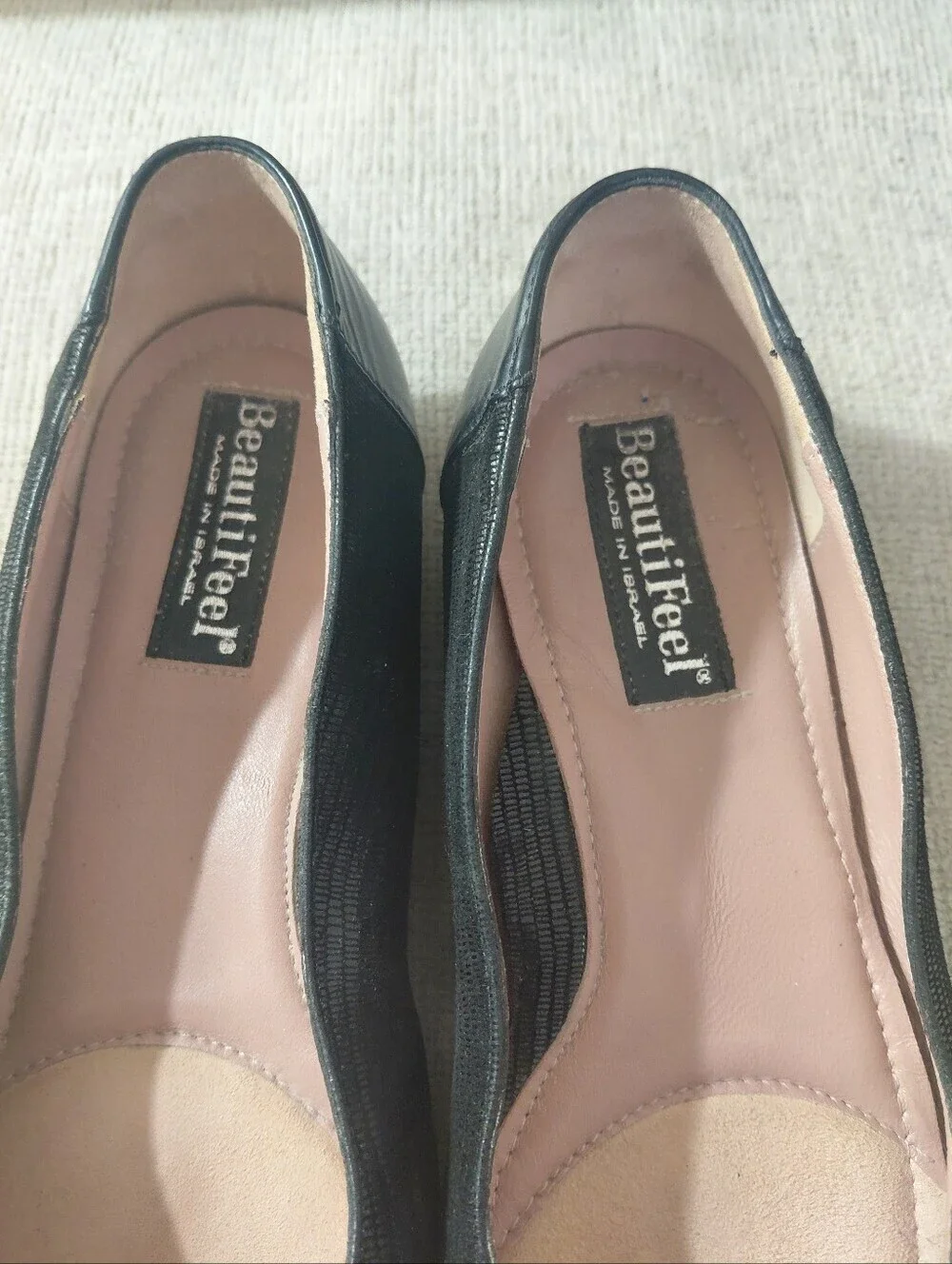 BeautiFeel Rebecca Black Leather Herringbone Cap-Toe Women's Ballet Flats Size 6